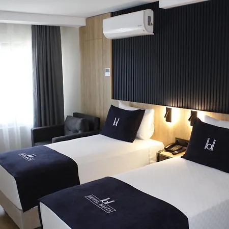 Balta Hotel 3*